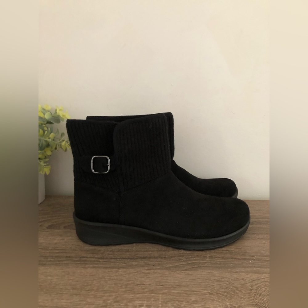 NIB BZees Gloria Short Boot